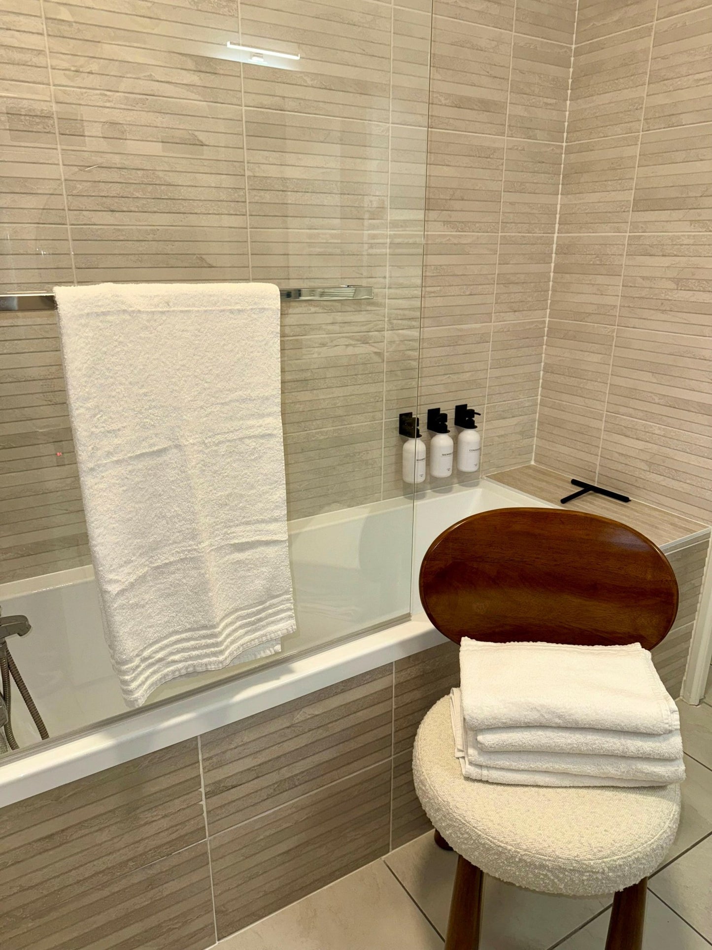 Serviette de Bain recyclée 70x140 cm – Linge d’Hôtel de Qualité - Eco Wayve