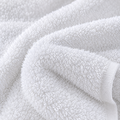 Texture du drap de bain hôtelier premium